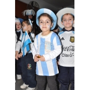 Los más pequeños celebraron el DIA DE LA BANDERA